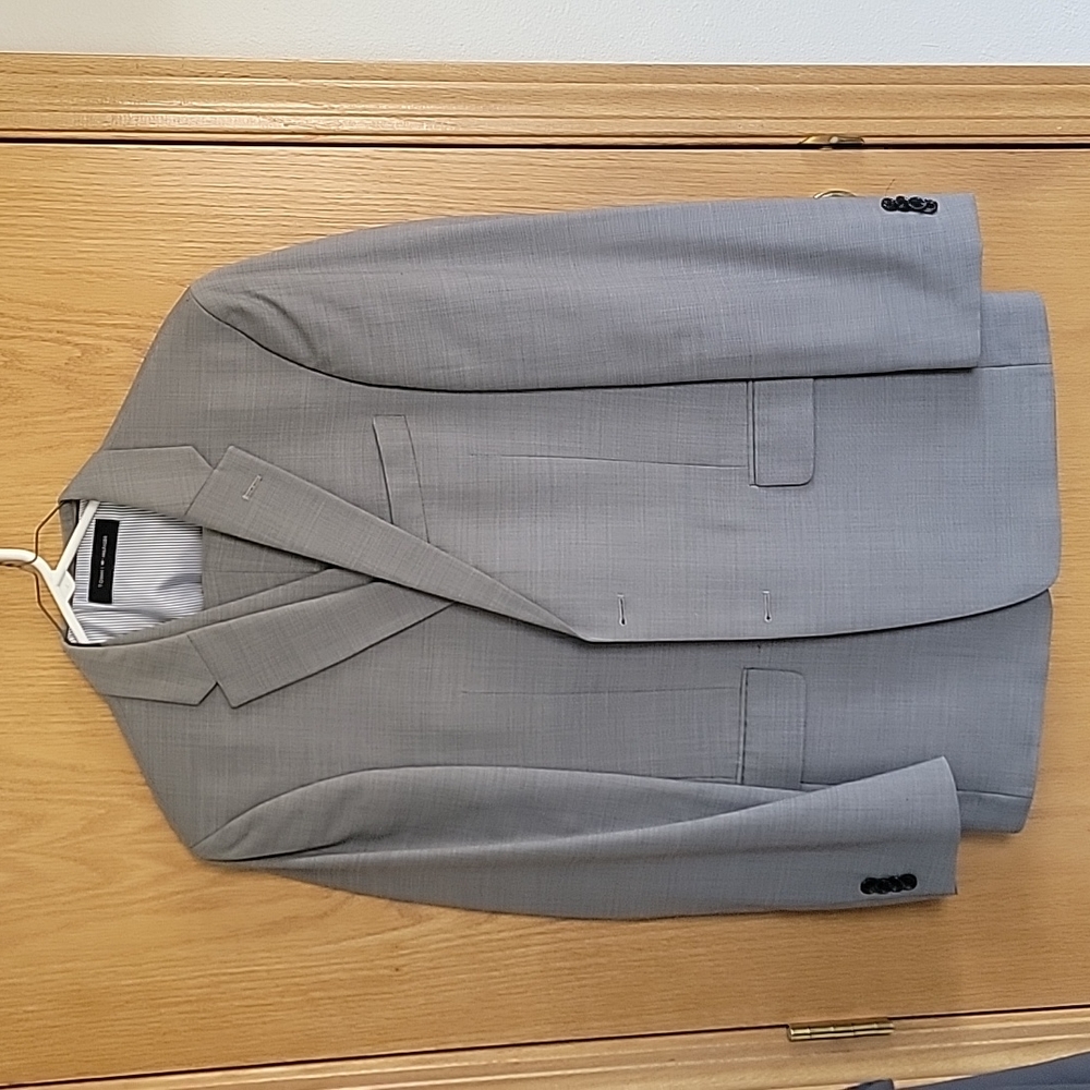 Tommy Hilfiger suit.Mens